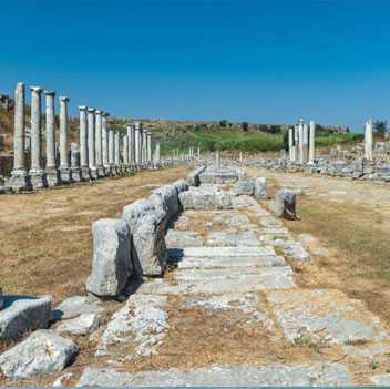 راهنمای مسیر سنت پل در آنتالیا