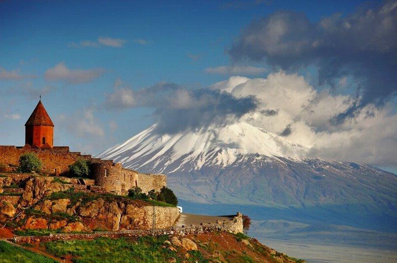گلبرگ تور هوایی ارمنستان