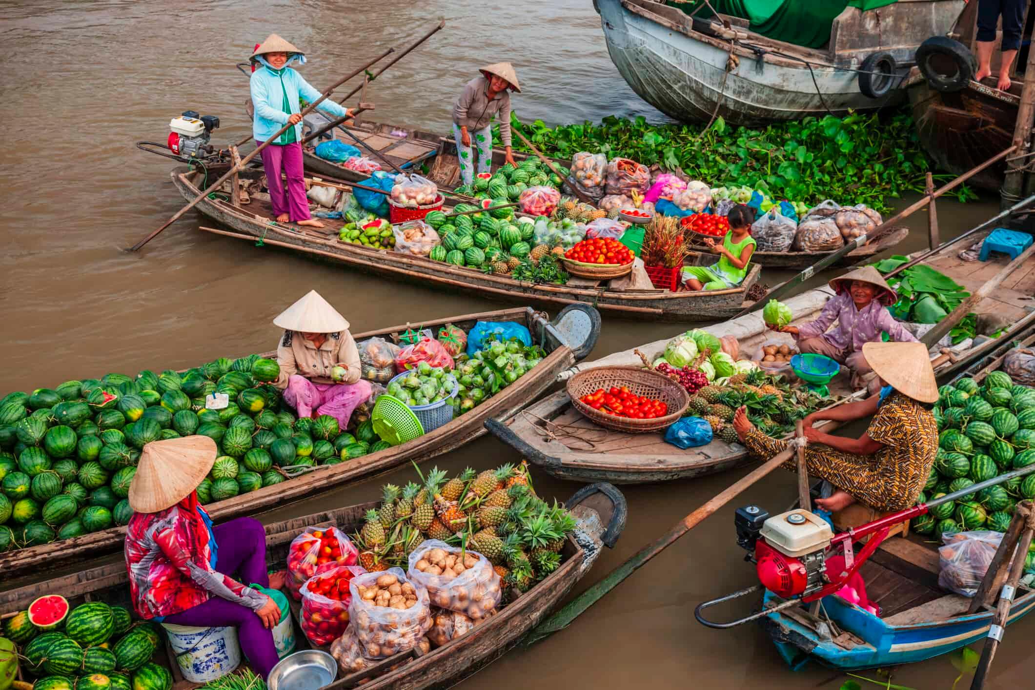 گلبرگ تور ویتنام 7 شب و 8 روز