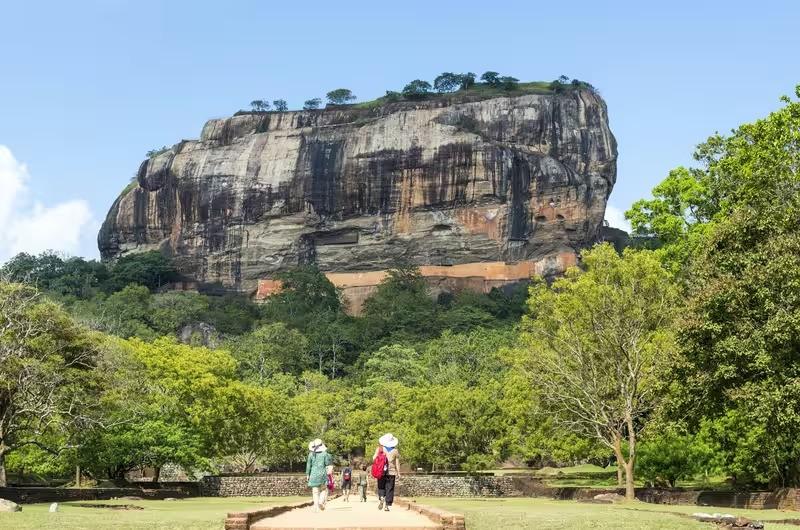 گلبرگ تور نوروز سریلانکا 7 شب