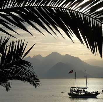 10 کاری که باید در آنتالیا در زمستان انجام دهید