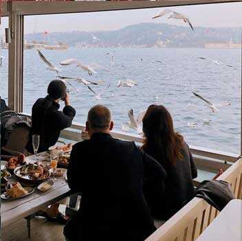 10 تا از بهترین کافه های استانبول در سال 2022