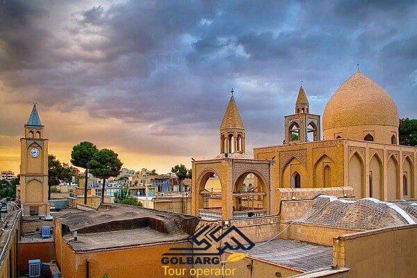 کلیسای وانک از جاذبه های اصفهان