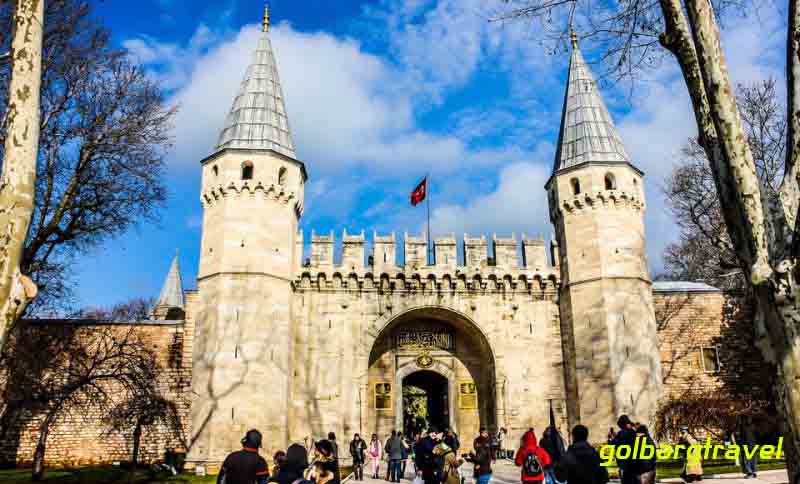 از منطقه تاریخی استانبول سلطان احمد دیدن کنید