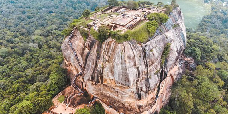 صخره پیدورنگالا | Pidurangala