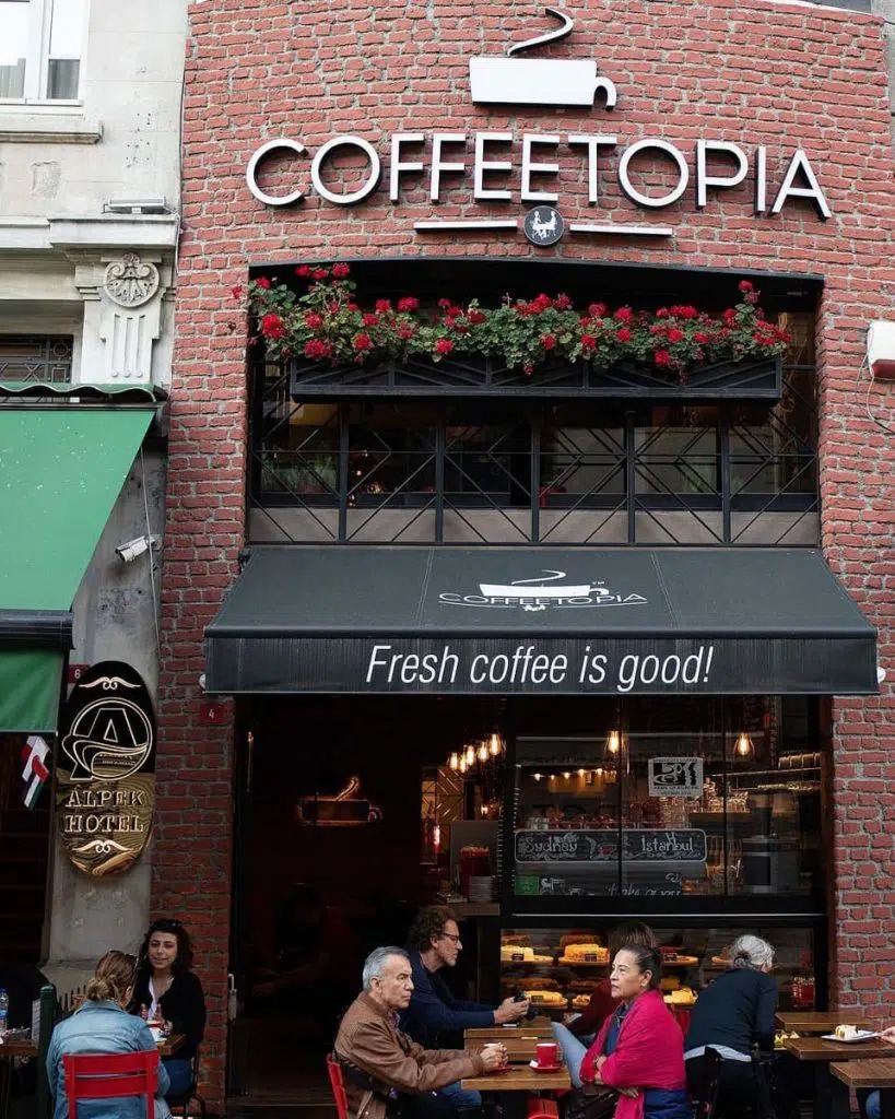 کافه‌توپیا | Coffeetopia