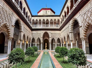 قصر آلکازار سویل زیباترین معماری اروپایی و اسلامی در اسپانیا
