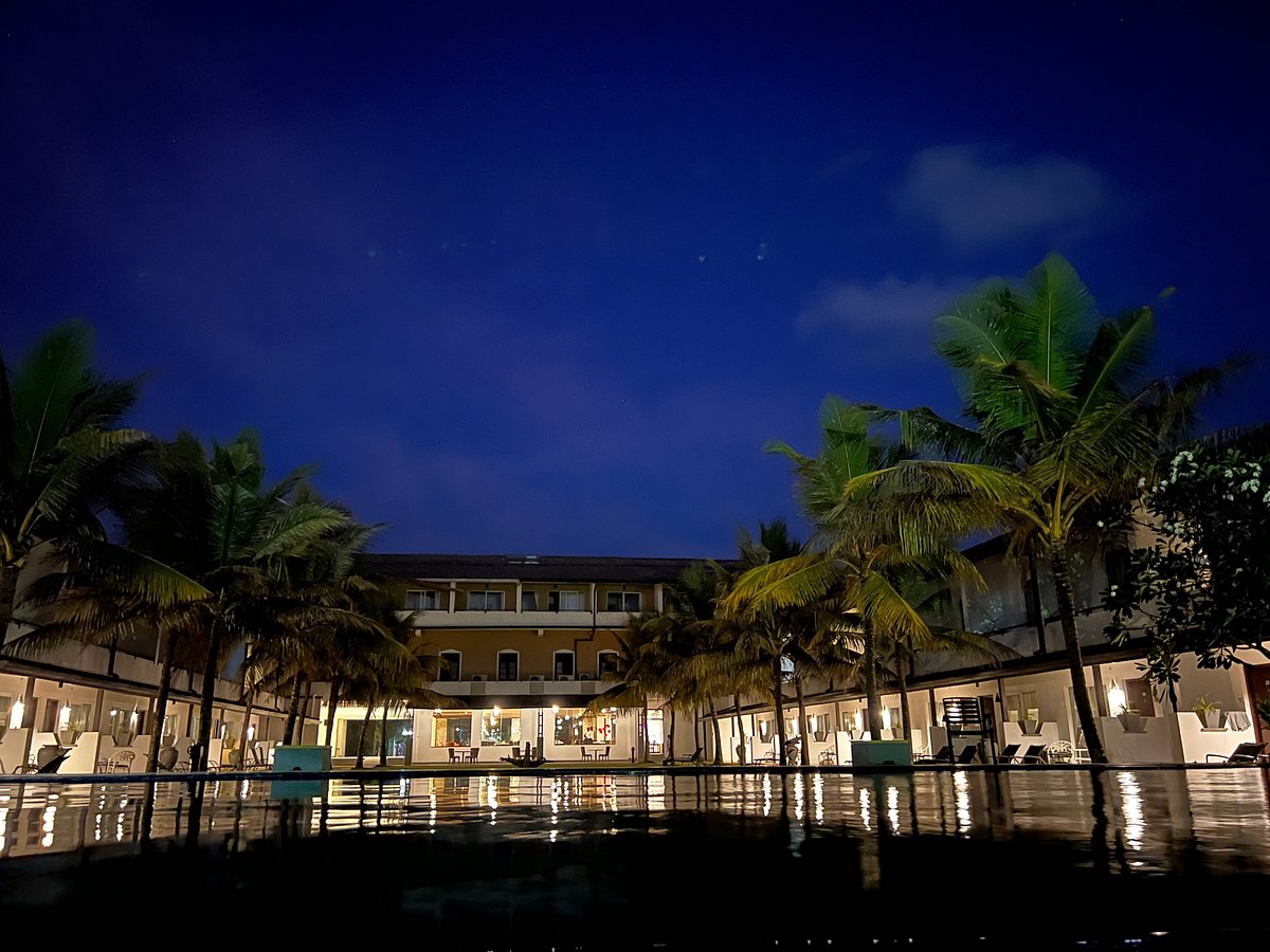 هتل Coco Royal Beach Resort